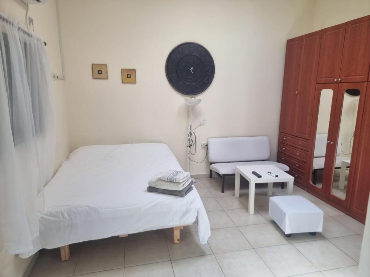 B&B Amit 18 Minutes From The Airport - אירוח כפרי עמית 18 דקות משדה תעופה Petach Tikva Dış mekan fotoğraf